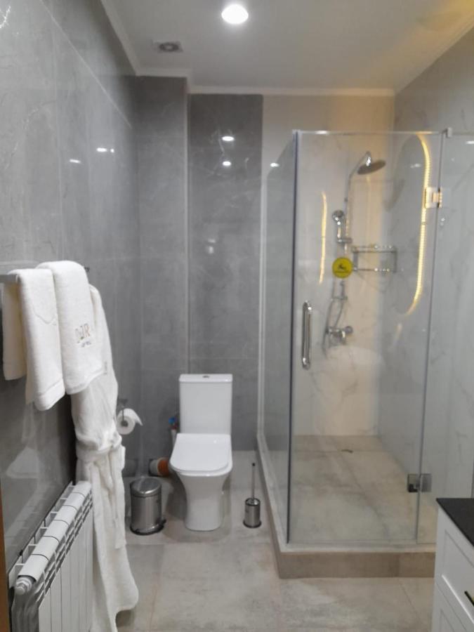 Dora Hotel Simkent Kültér fotó