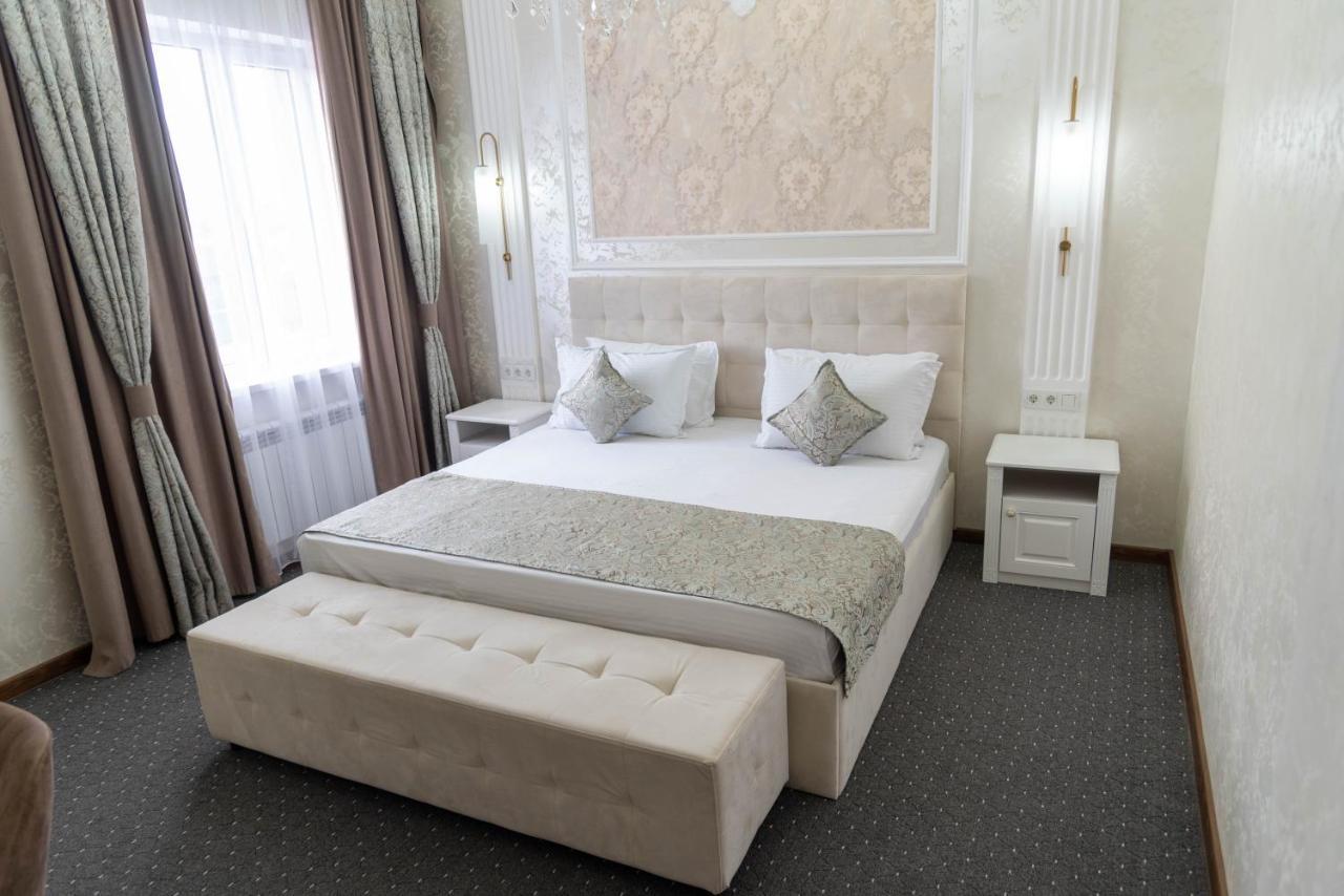 Dora Hotel Simkent Kültér fotó