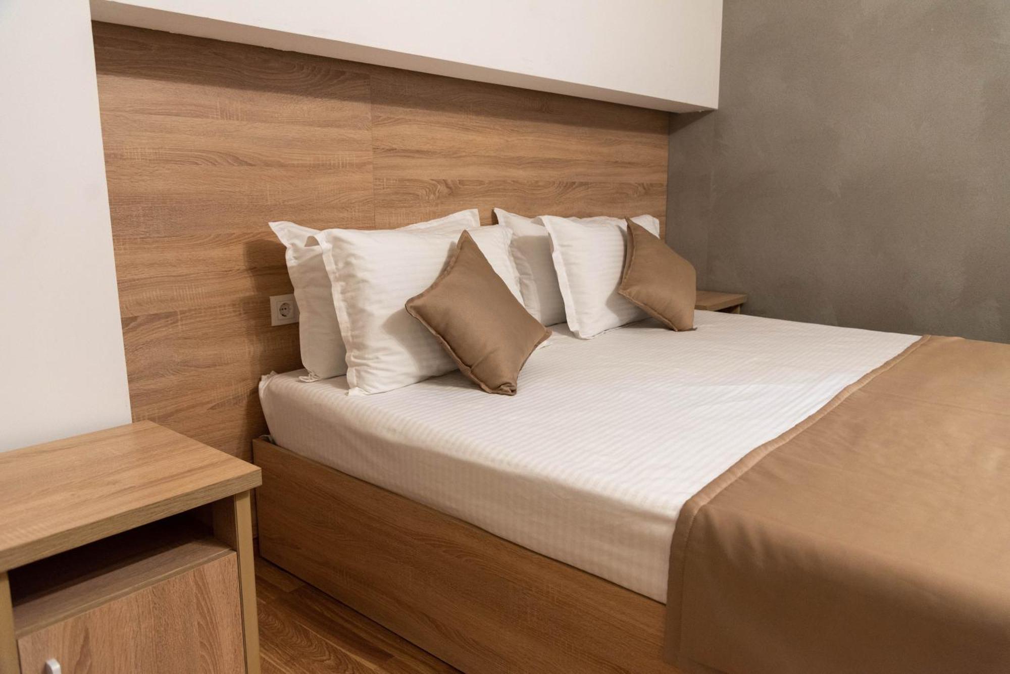 Dora Hotel Simkent Kültér fotó