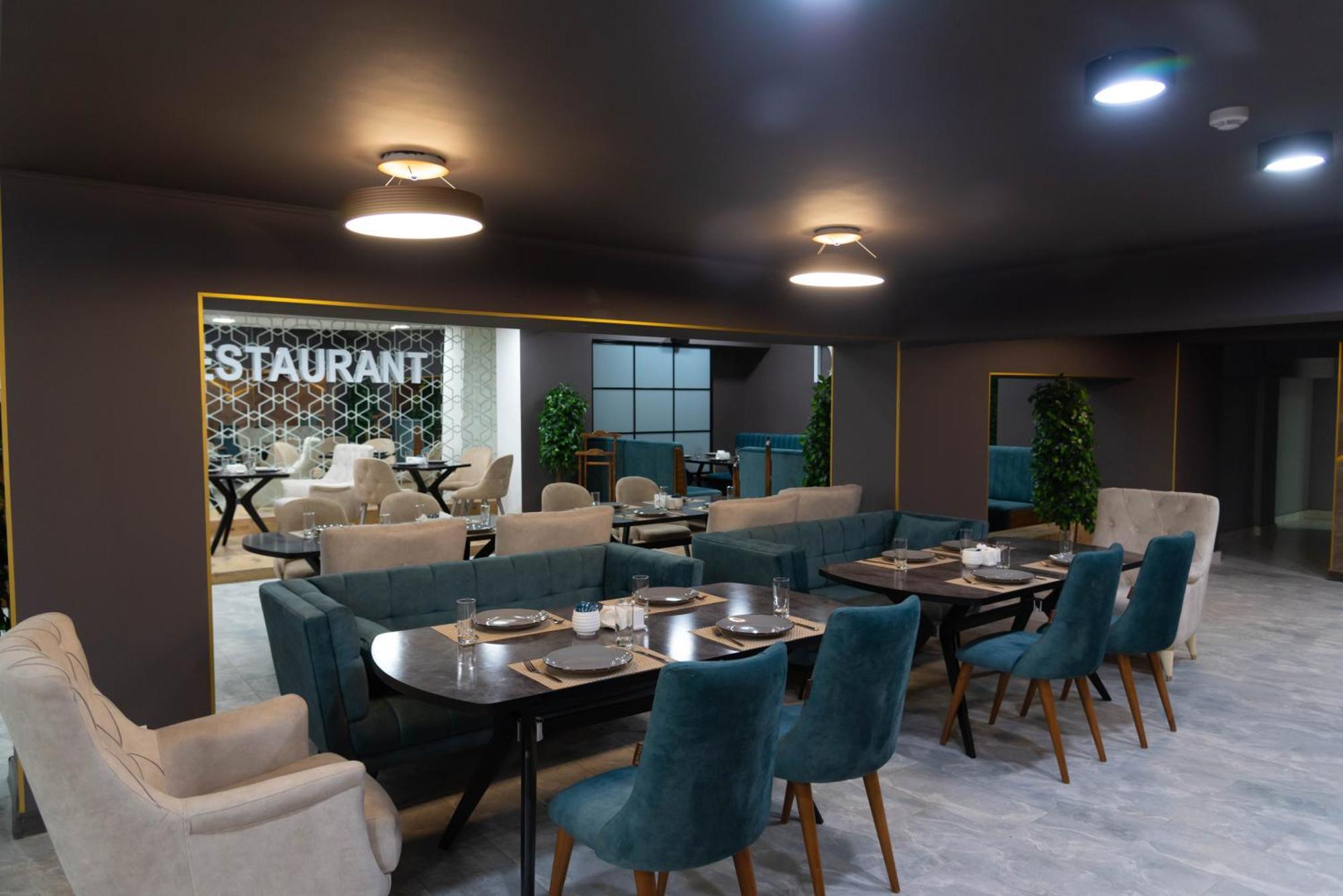 Dora Hotel Simkent Kültér fotó